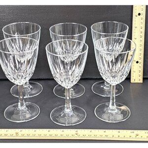 Set Of 6 Crystal Wine Goblets With Elegant Cut Design